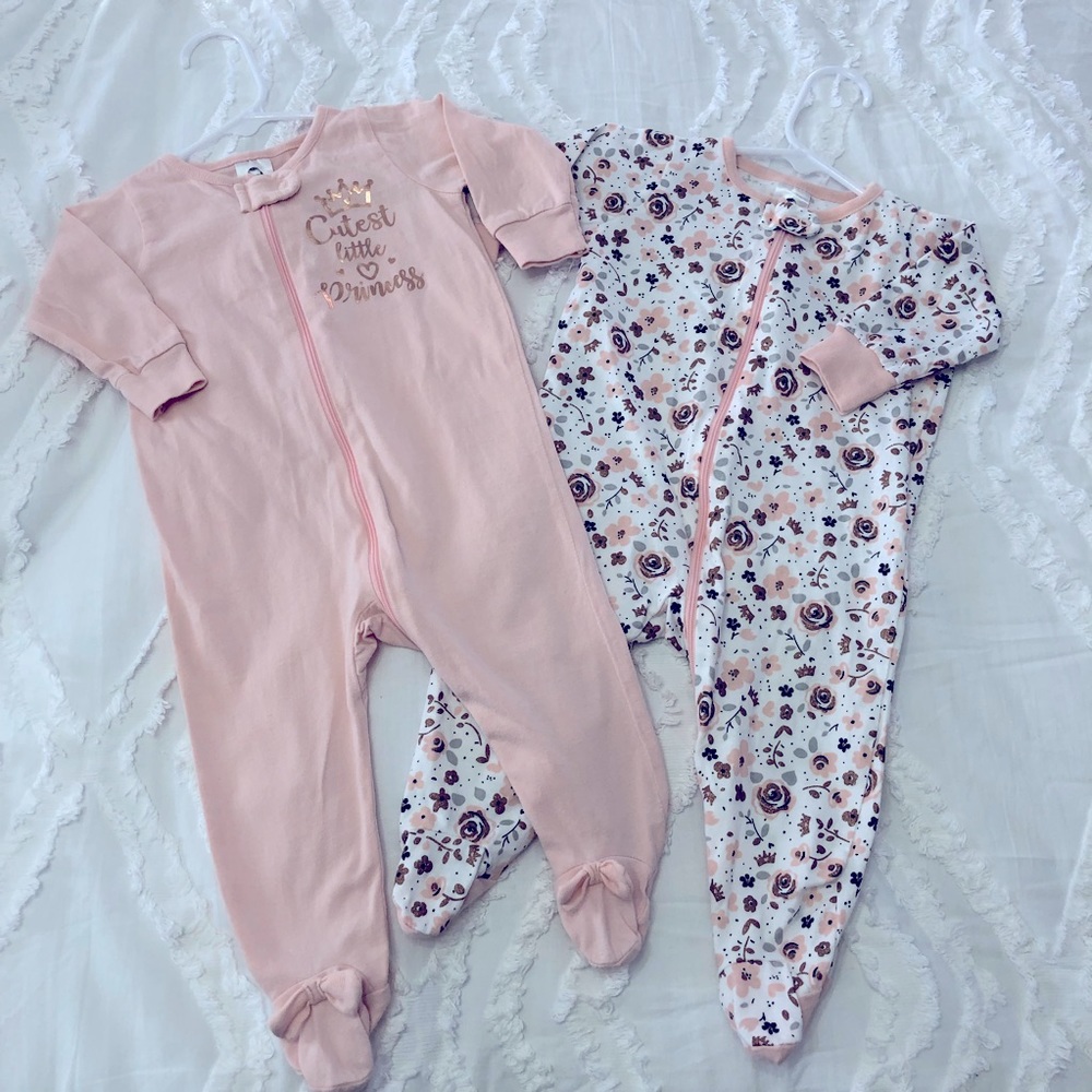 Footie size 3-6months